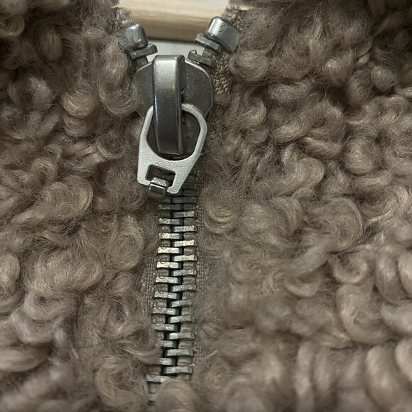 GARAGE BeigeTeddy Sherpa Zip Jacket Fully Lined Women’s Size Medium - Picture 5 of 6